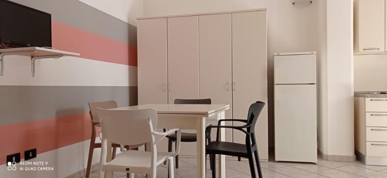 Corte Nel Borgo Apartment มิแนร์วิโนดิเลชเช ภายนอก รูปภาพ