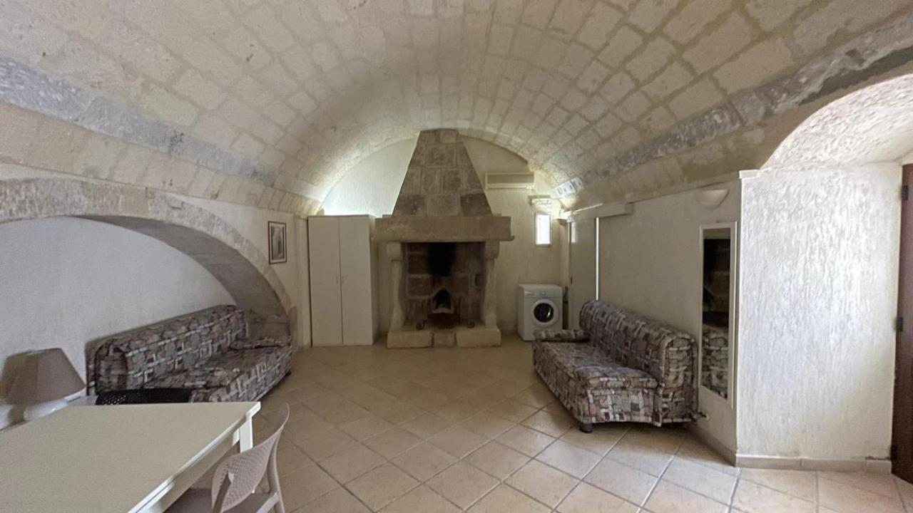 Corte Nel Borgo Apartment มิแนร์วิโนดิเลชเช ภายนอก รูปภาพ
