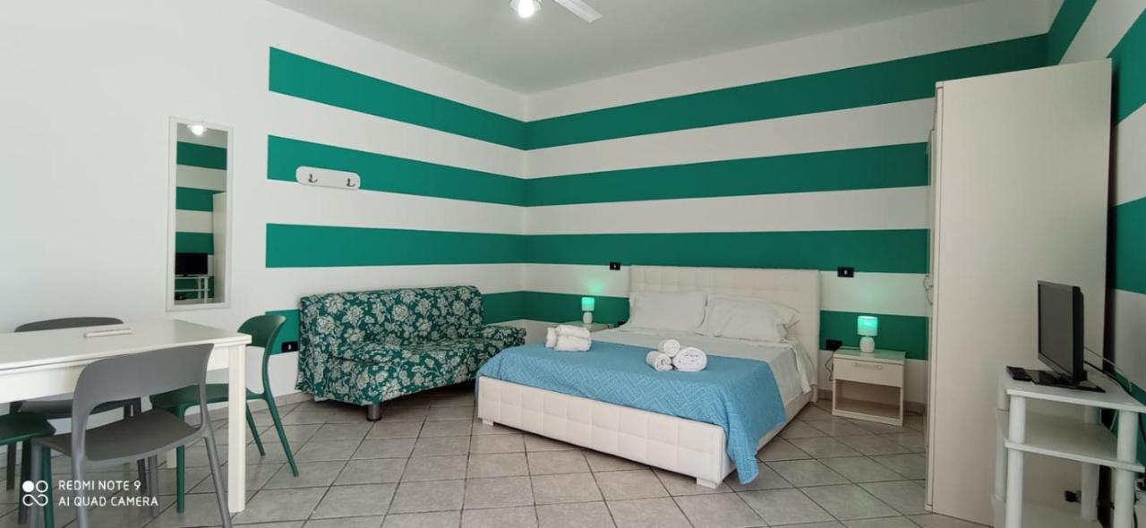Corte Nel Borgo Apartment มิแนร์วิโนดิเลชเช ภายนอก รูปภาพ