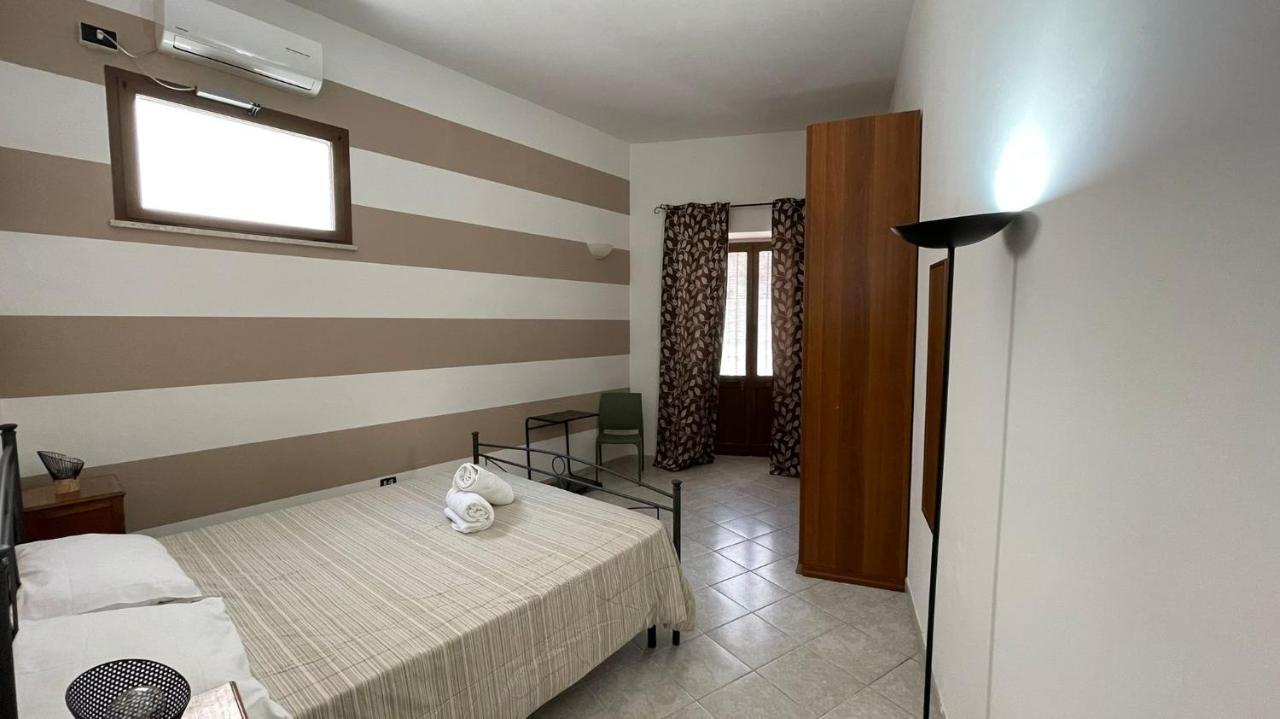 Corte Nel Borgo Apartment มิแนร์วิโนดิเลชเช ภายนอก รูปภาพ
